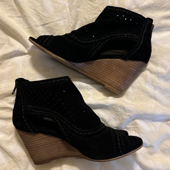 Naughty Monkey Leather Peep Toe Booties Sandals - Picture 2 of 8